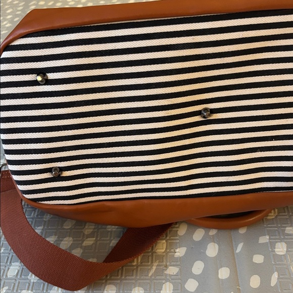 Weekender Bag - Picture 5 of 10